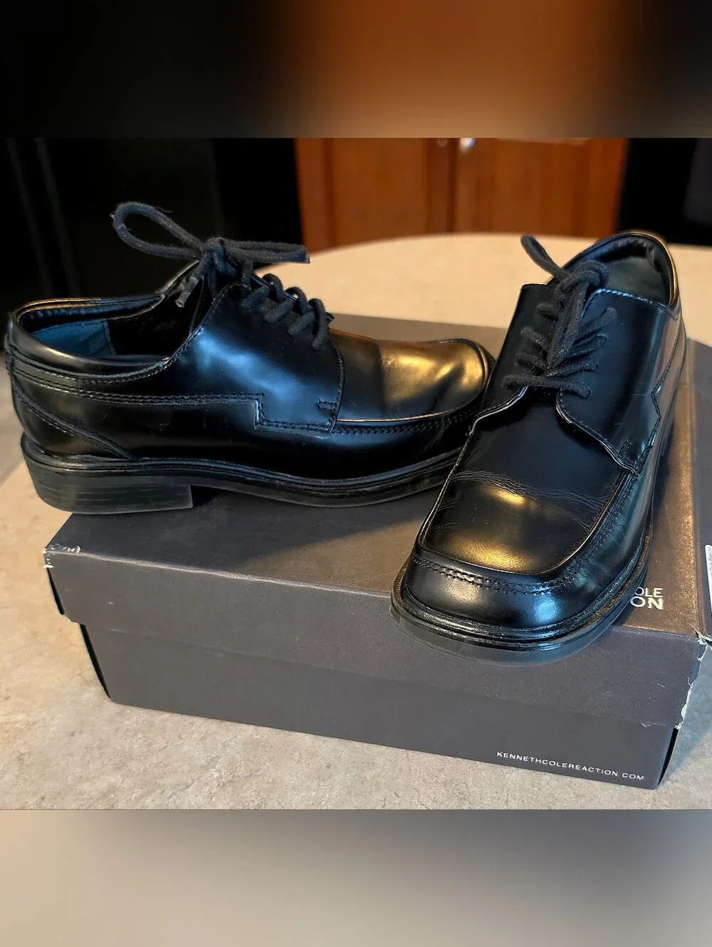 Boys Sz 3.5 Kenneth Cole Reaction Black Leather Dress Shoes